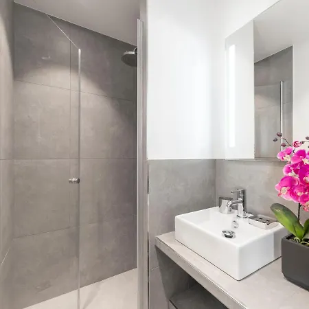 Livinparis - Luxury 2 Bedrooms Opera I Daire *