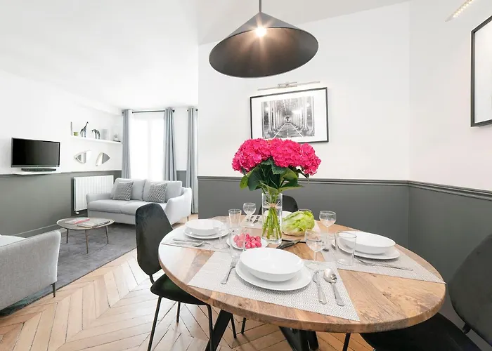 Livinparis - Luxury 2 Bedrooms Opera I Parijs